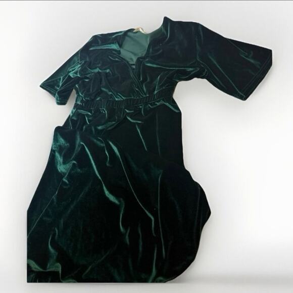 Magnolia South Velvet Emerald Green Maxi Dress. Elegant, Retro A-line. .Holidays - Picture 9 of 9